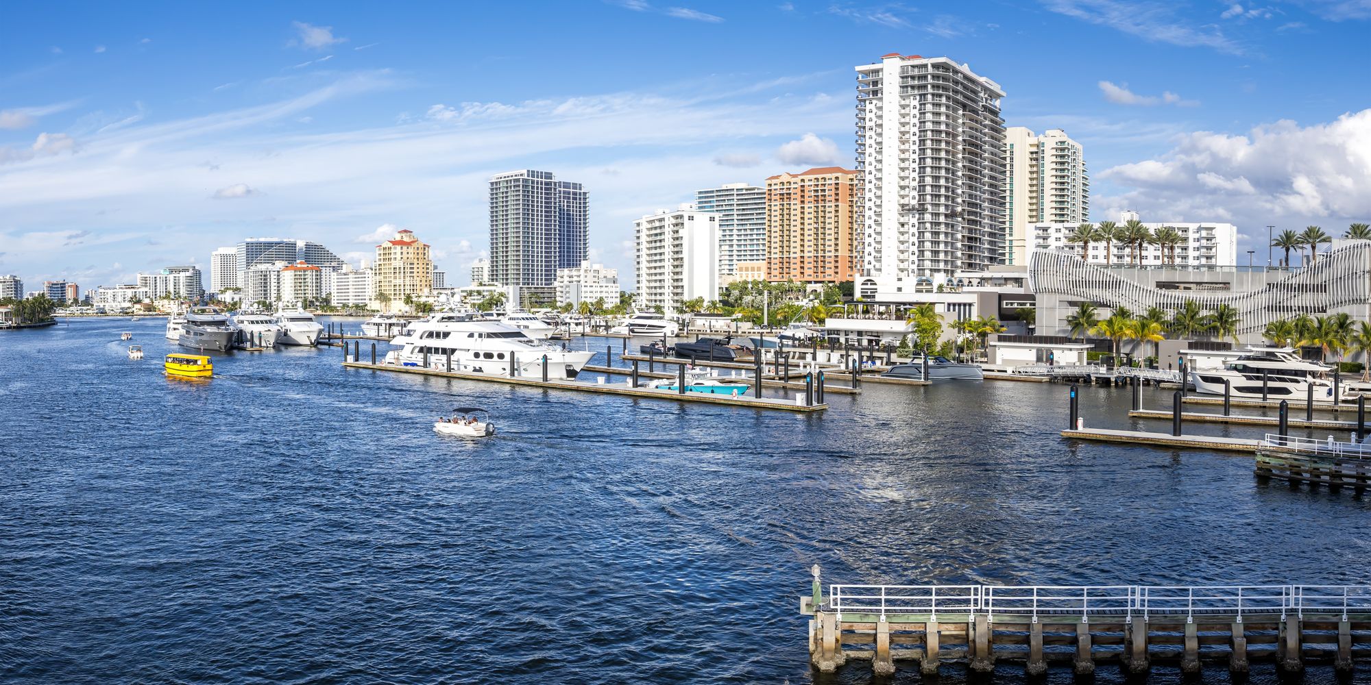 Aerial view of the Fort Lauderdale yacht marina and Intracoastal Waterway